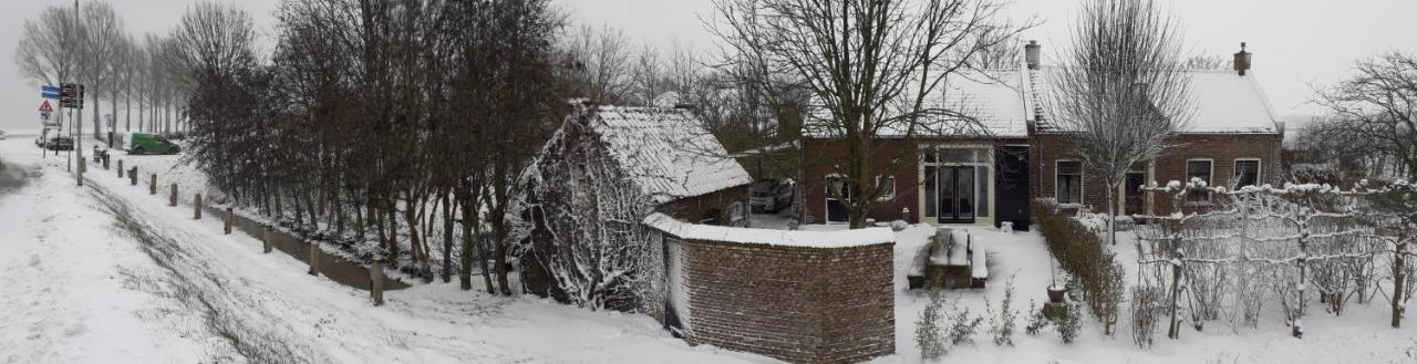 Logeren Op De Thoolse Parel Vakantiehuis Stavenisse Екстериор снимка